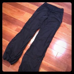 Lululemon size 2 Studio Pants, Fully Lined